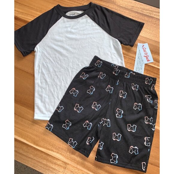Cat & Jack Boys 3-Piece Sleepwear Short & Long Pajama Pants w/ Short Sleeve Top - Picture 2 of 13